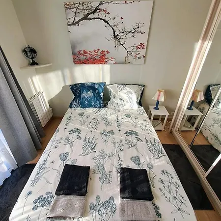 Apartment Au Calme, Centre Ville, Draps, Wifi Pornichet
